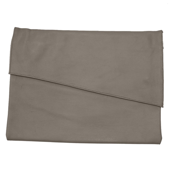 Sseko Handbags - Sseko Bole Clutch in Cobblestone